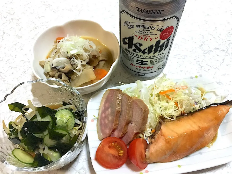 鮭・もつ煮込み・酢の物♪|rin♪さん