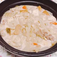 Snapdishの料理写真:ごま豆乳鍋の〆をけんちんうどんにしてみました！一生さん年賀状待ってます！！ #〆チェン  #高橋一生  #ミツカン鍋つゆ|みいさん