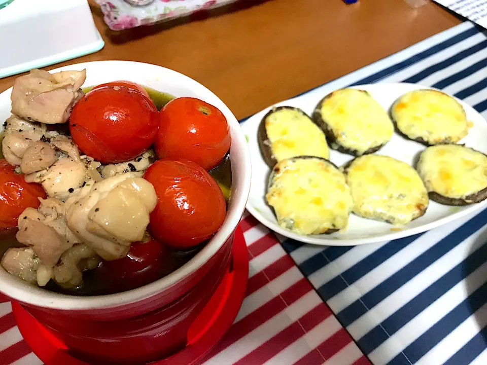 鶏とトマトのアヒージョ
しいたけのマヨチーズ焼き|めぐひめさん