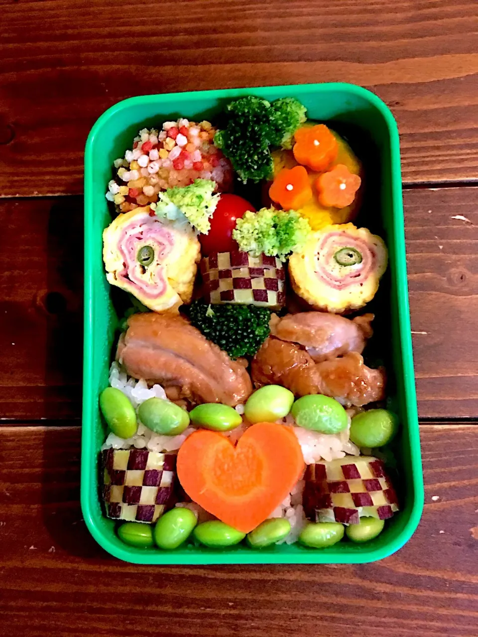 お野菜いっぱいカラフル弁当💚|ともさん