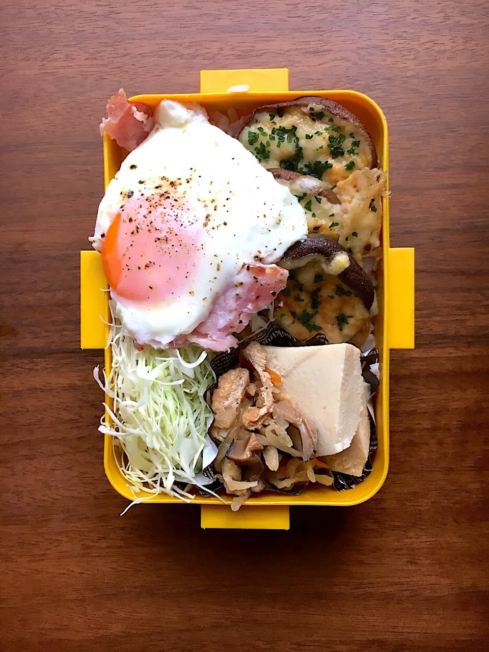 Snapdishの料理写真:#お弁当#旦那#カレー|ひなママさん