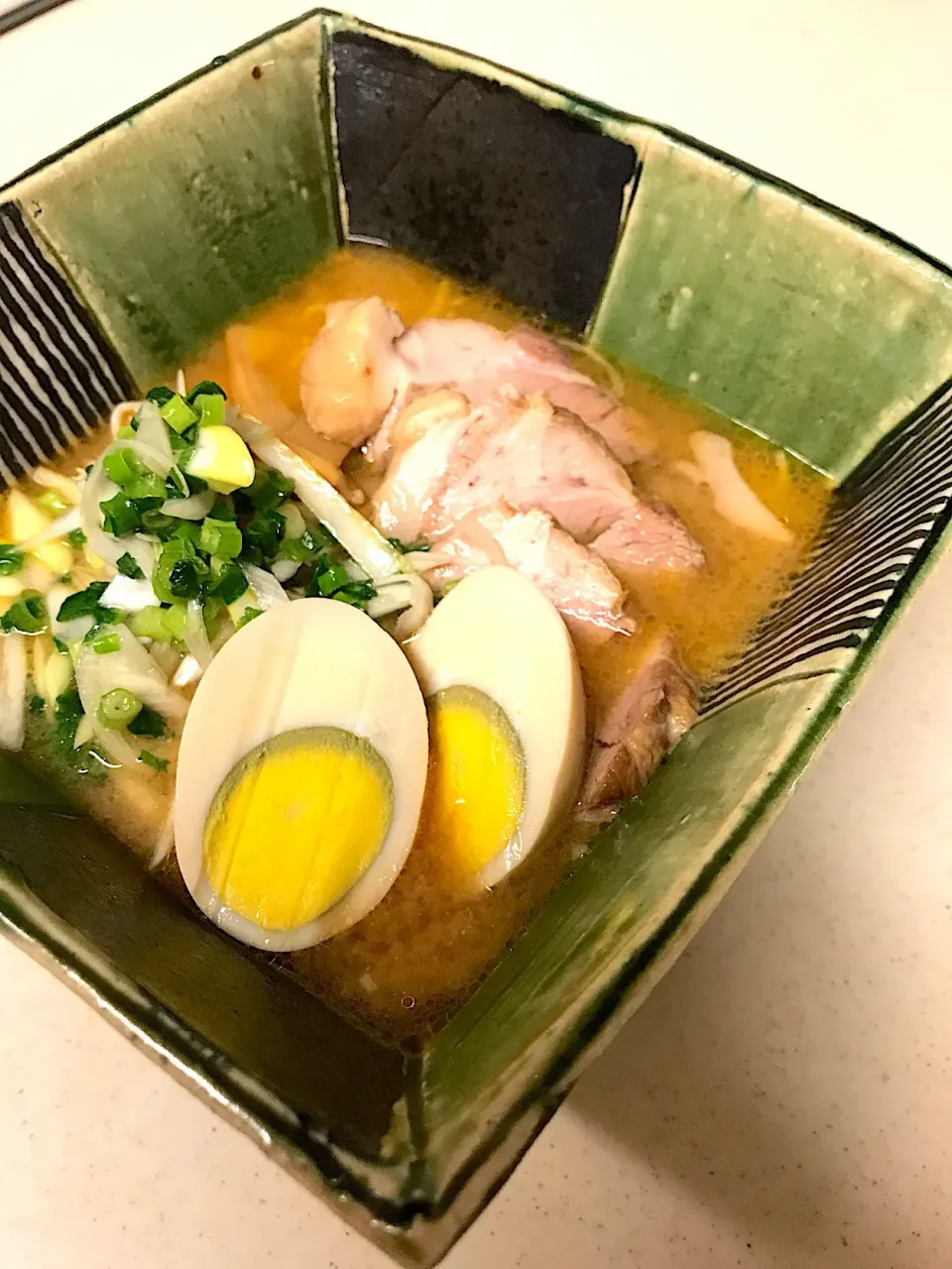 自家製チャーシューの味噌味ラーメン|izunさん