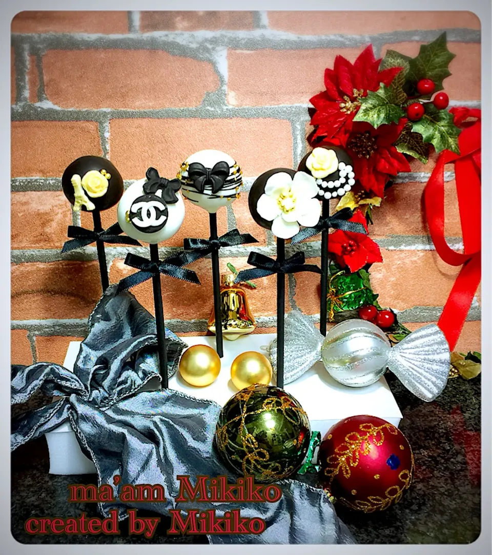 Christmas decoration cake pops #gorgeous #Christmas#スウーツ#CHANEL #ケーキポップ  #cake #チョコレート #delicious  #美味しい|マダァムMikikoさん