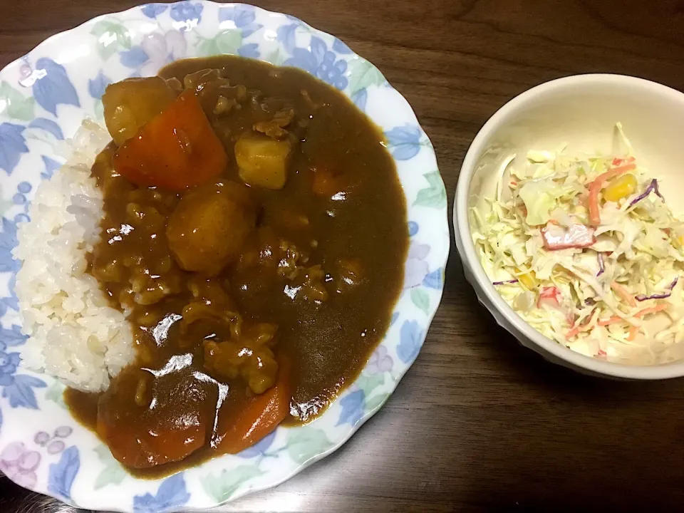 晩ごはんはカレー|こんこんさん