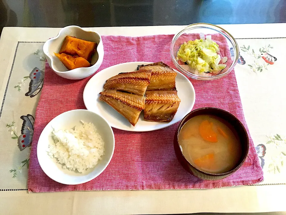 Snapdishの料理写真:ほっけの干物のご飯|みよさん