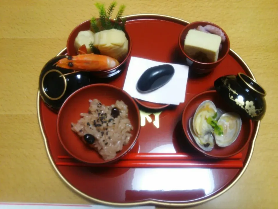 Snapdishの料理写真:お食い初め膳by東京正直屋 #正直屋 #お食い初め|ankoneeeさん