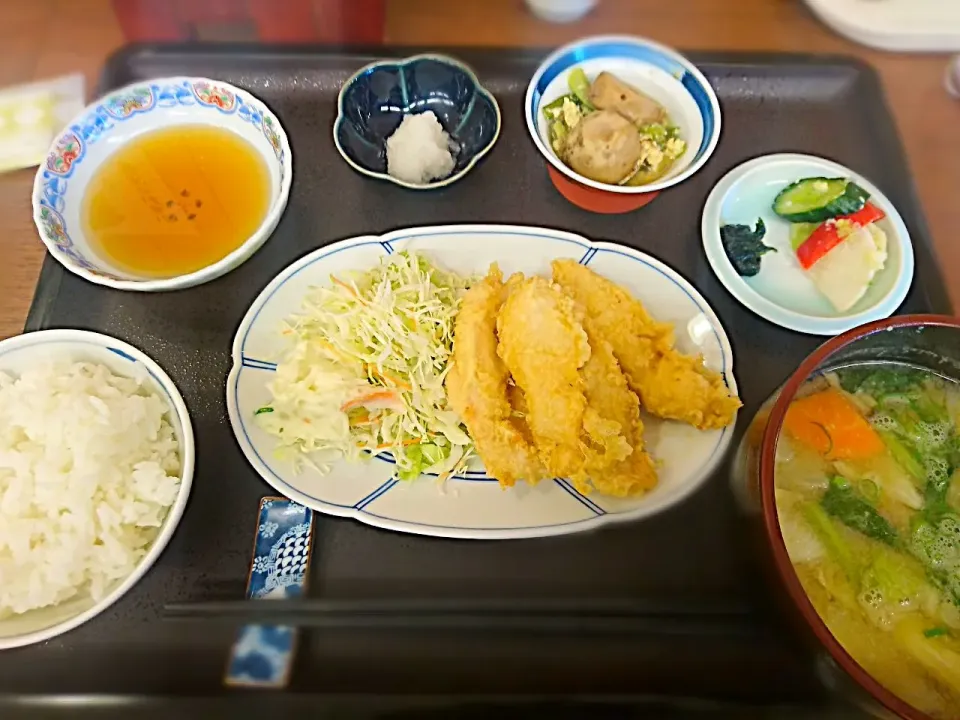 とり天定食♪
ふわふわ柔らかくて美味しかった♪|yokoさん