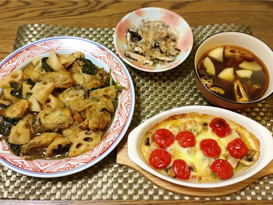 ほっけまんさんの料理 カキとレンコンの黒酢あん・しいたけの焼きびたし・とうがんとかぶのお味噌汁・マッシュルームとベーコンとトマトのチーズ焼き|美也子さん