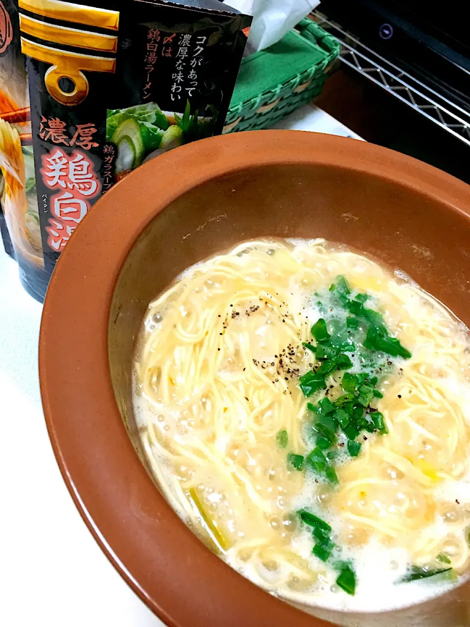 鶏白湯スープで〆のラーメン♪|かよさん