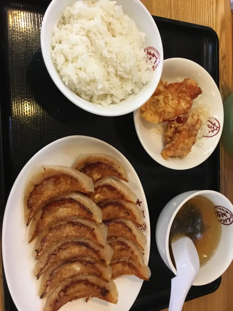 身体が弱ってるので餃子でニンニクパワー投入|フージさん