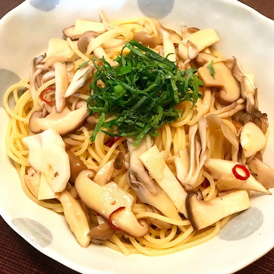 きのことしそのバター醤油パスタ♡|まゆかさん