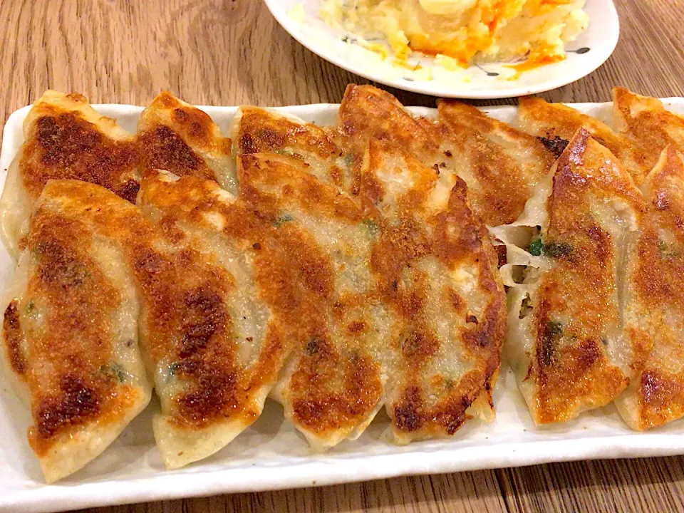 たっちゃん名物  焼き餃子|コージ💫さん