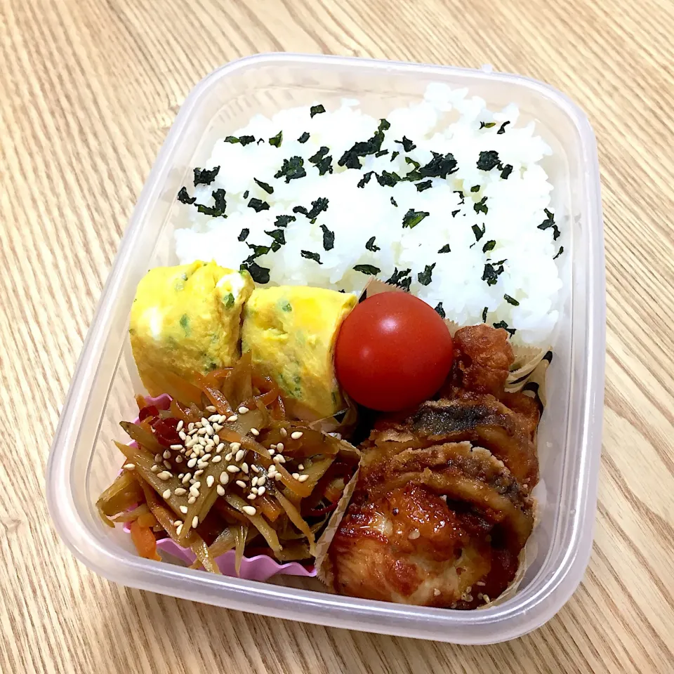 Snapdishの料理写真:月曜日の旦那さんお弁当☺︎ちょっと久しぶりに作った。
 #お弁当記録|むさけんさん