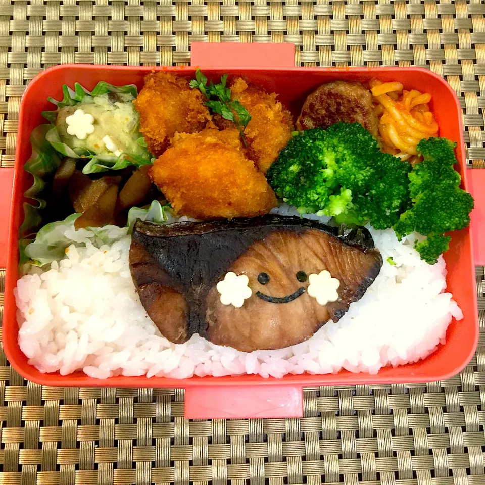 今日の娘のお弁当 〜ぶり照り弁当|りんりんさん