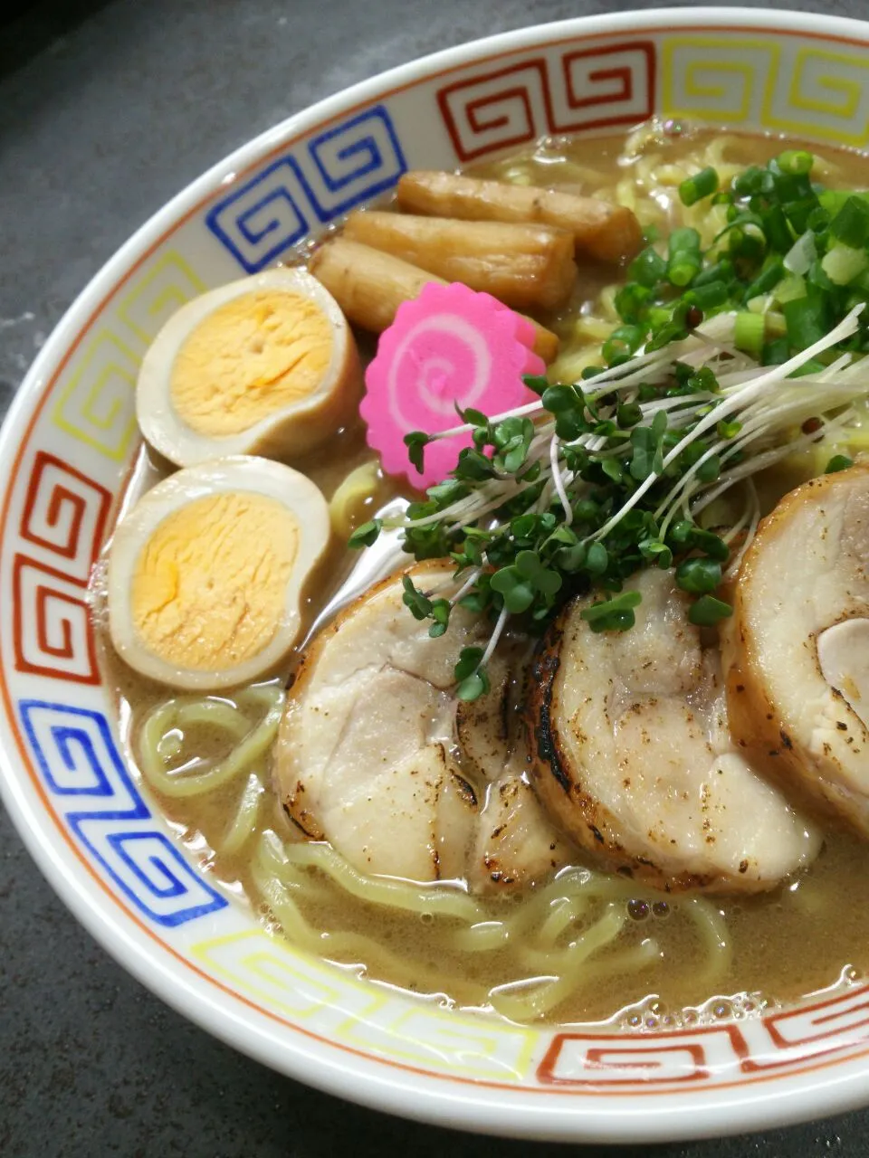 濃厚鶏白湯鍋の〆 鶏魚介ラーメン|徳之島トトロンヌさん