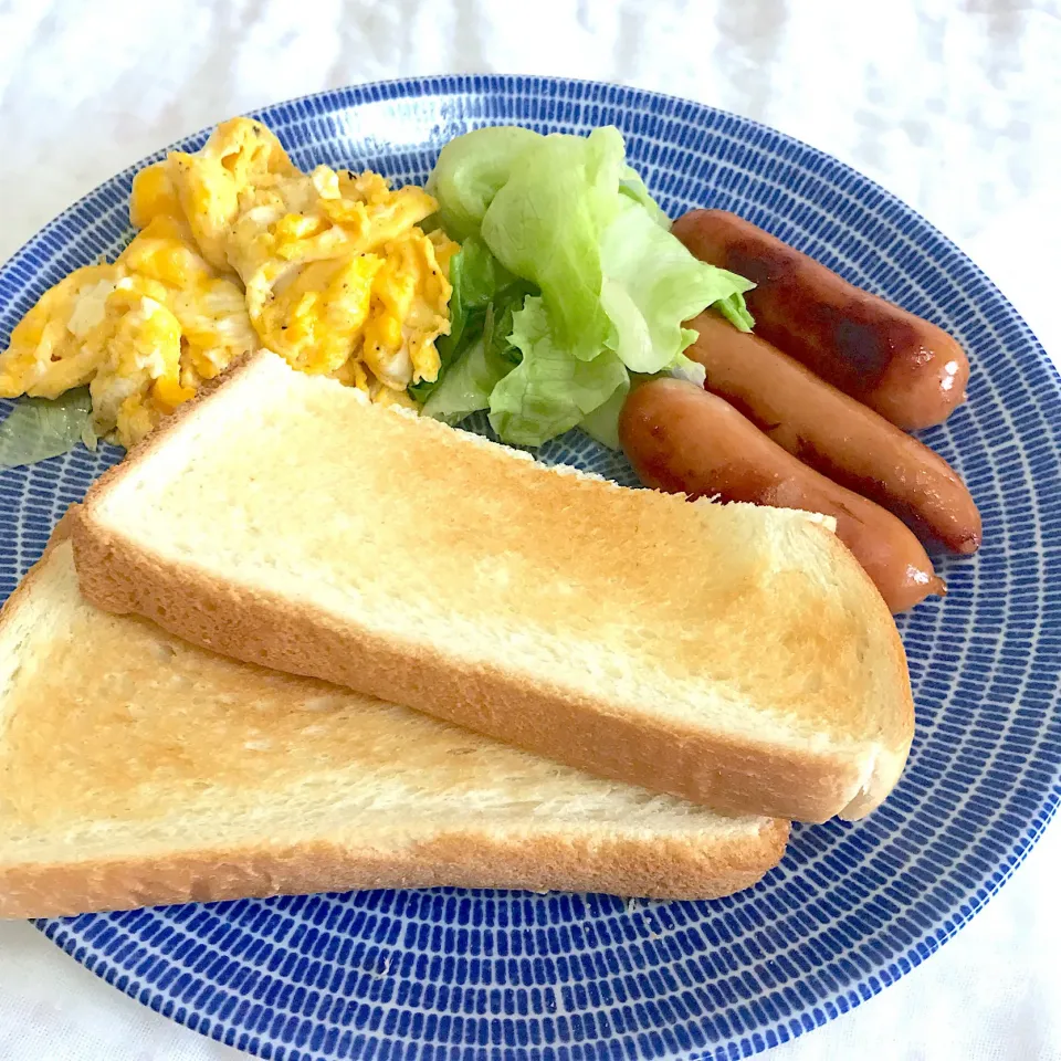 朝ごはん|lapinさん