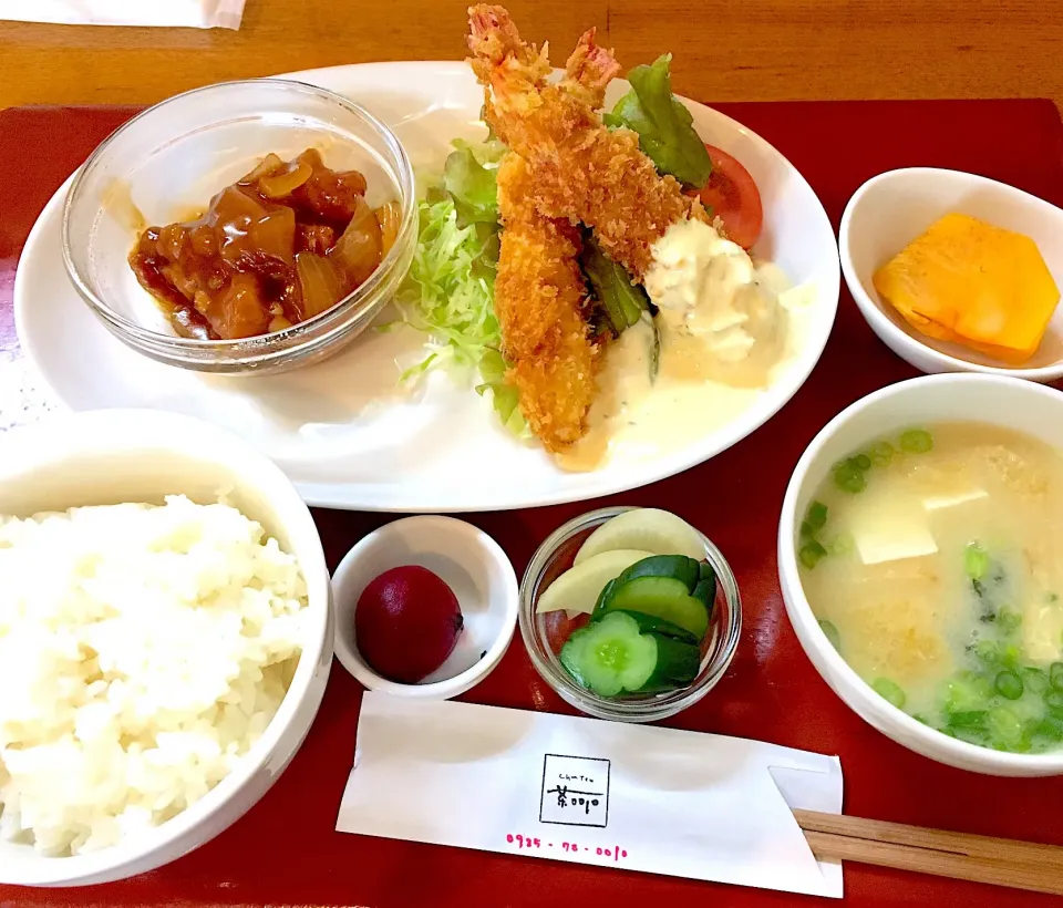 エビフライと鶏の黒酢餡掛け|茶一郎さん