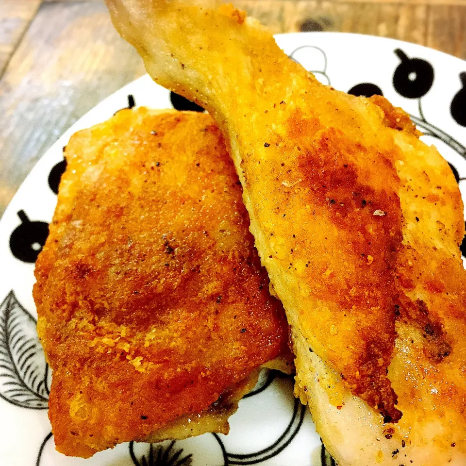 チキンレッグで唐揚げ🍗|アッツさん