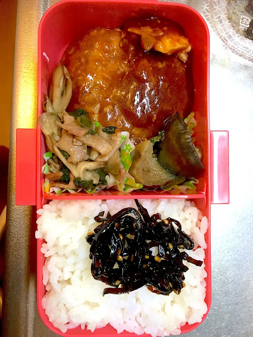 今日もチーズハンバルグ弁当|よこさん