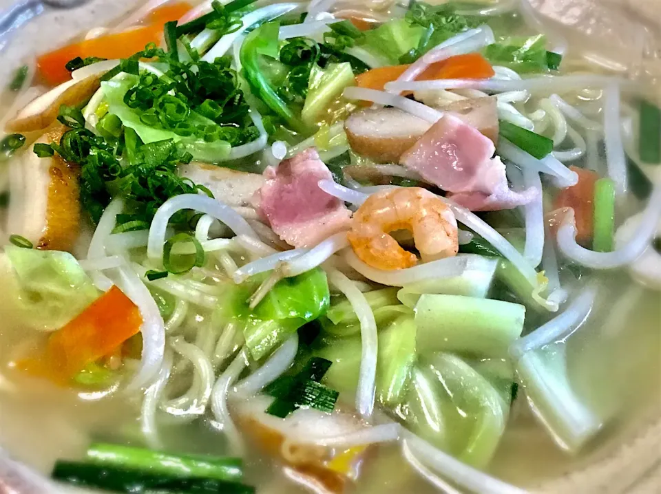 チャンポン                                           #創味シャンタン  #麺好きランチ  #野菜たっぷり補給|mottoさん