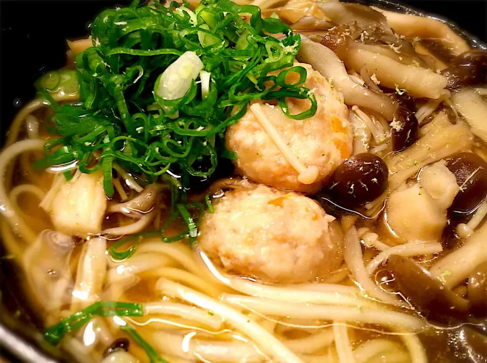 鶏団子ときのこの温めん|半田手延べそうめんの店 阿波や壱兆さん