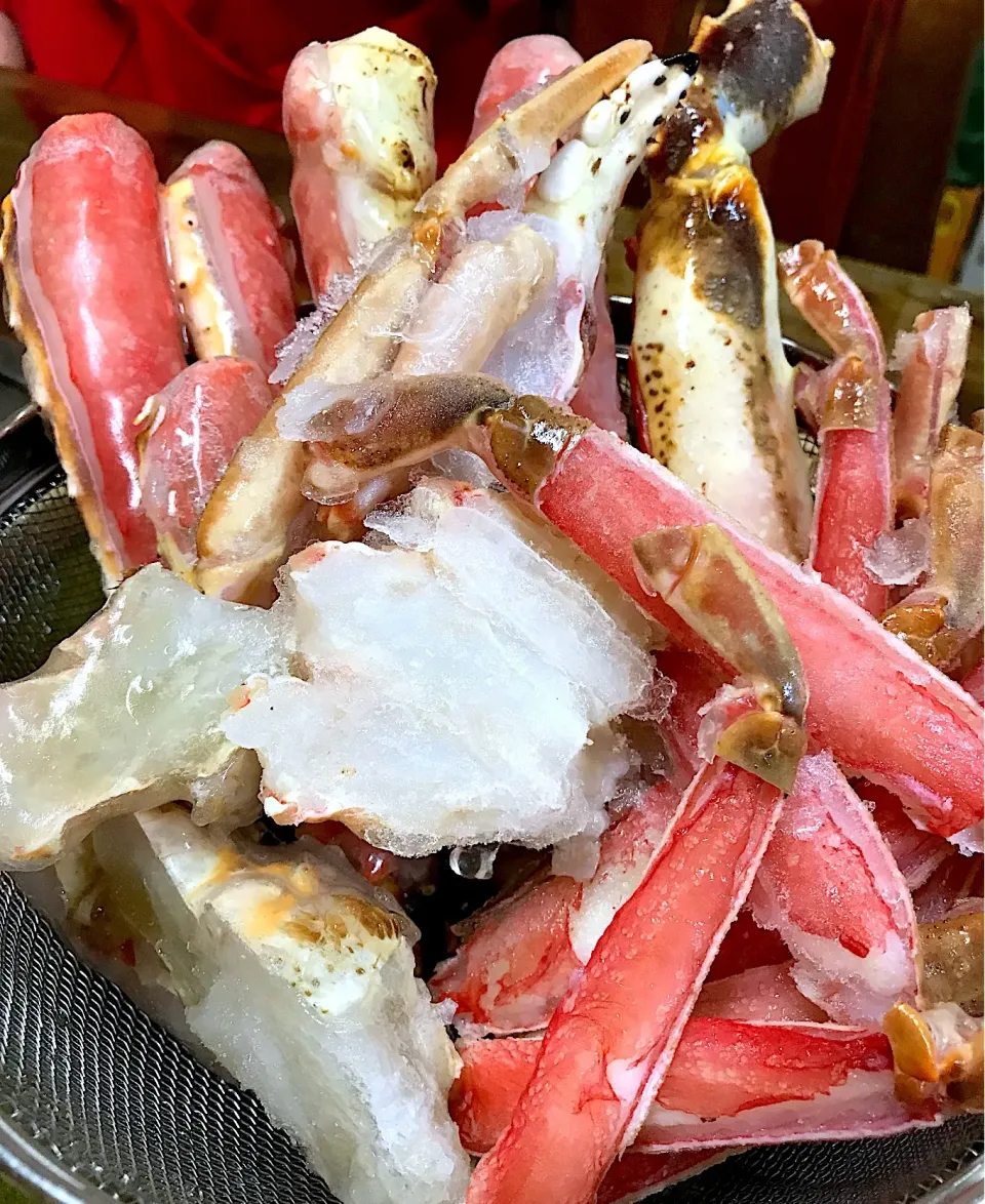 蟹食う🦀🦀🦀
タラバにズワイにダブルで🤗😆|Toru Satoさん