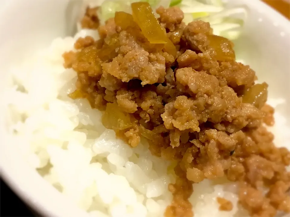 そぼろ丼  #そぼろ丼  #ひき肉  #ぶた肉|ガラクタさん