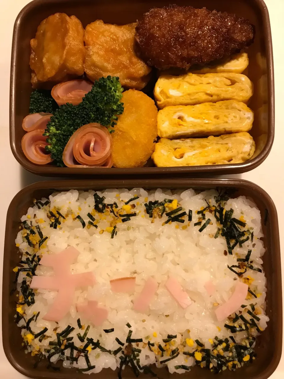 Snapdishの料理写真:なんちゃってチャーハン弁当|いじゅさん