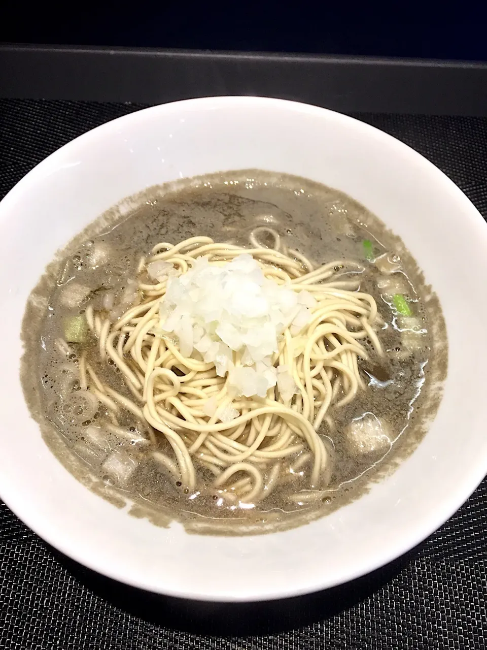 Snapdishの料理写真:かけぞば 醤油（広島白口、長崎きびなご）@煮干乱舞（武里）|Kazuya Miyukiさん