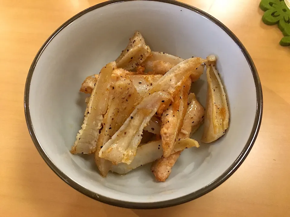 ヤゲン軟骨の素揚げ|しのぶさん