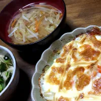 Snapdishの料理写真:今日の夜ご飯
マカロニグラタン
大根サラダ
おすまし|♪nanamin♪さん