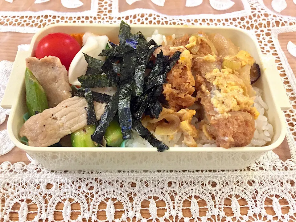 カツとじ弁当🍱|もなかさん