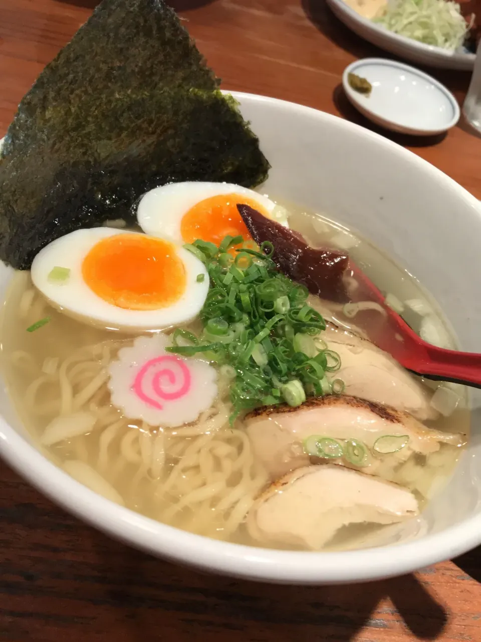 塩、玉子ラーメン🍜|けんけんさん