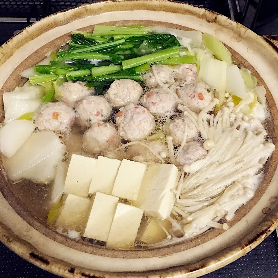 鶏軟骨入り肉団子の鍋(*^｡^*)日本酒と一緒にいただきました！|ライムさん