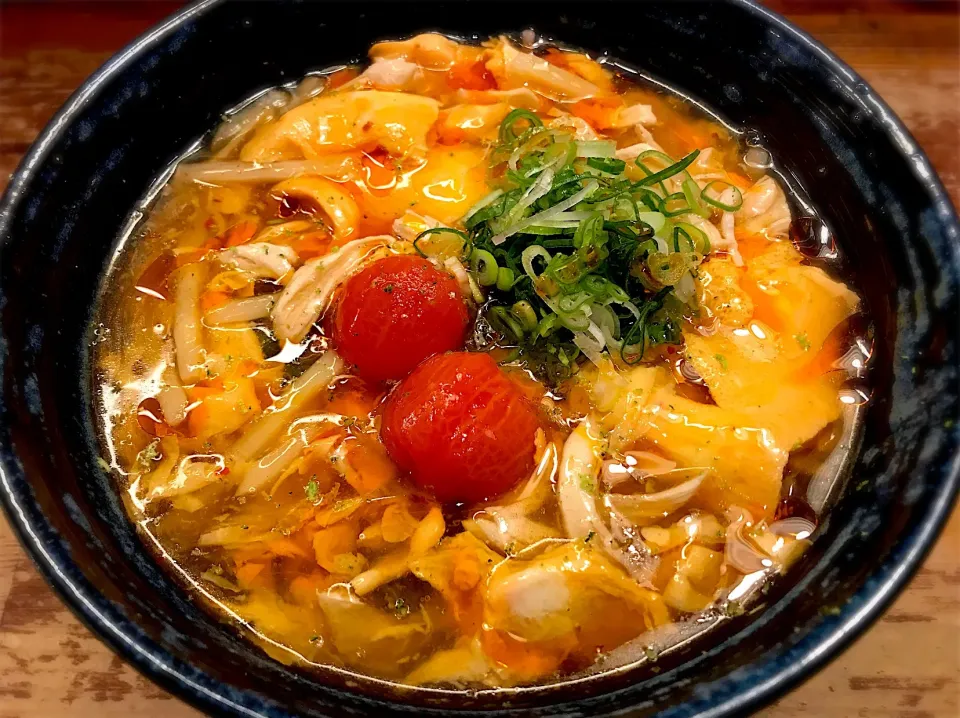 アスタキレッド卵のシンプル鶏サンラー温めん2|半田手延べそうめんの店 阿波や壱兆さん