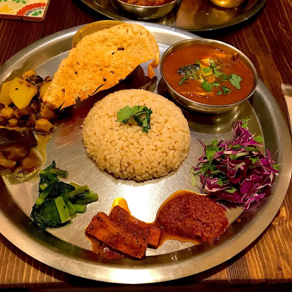 Snapdishの料理写真:サバカレーセット@ダルバート食堂|ゼニコさん