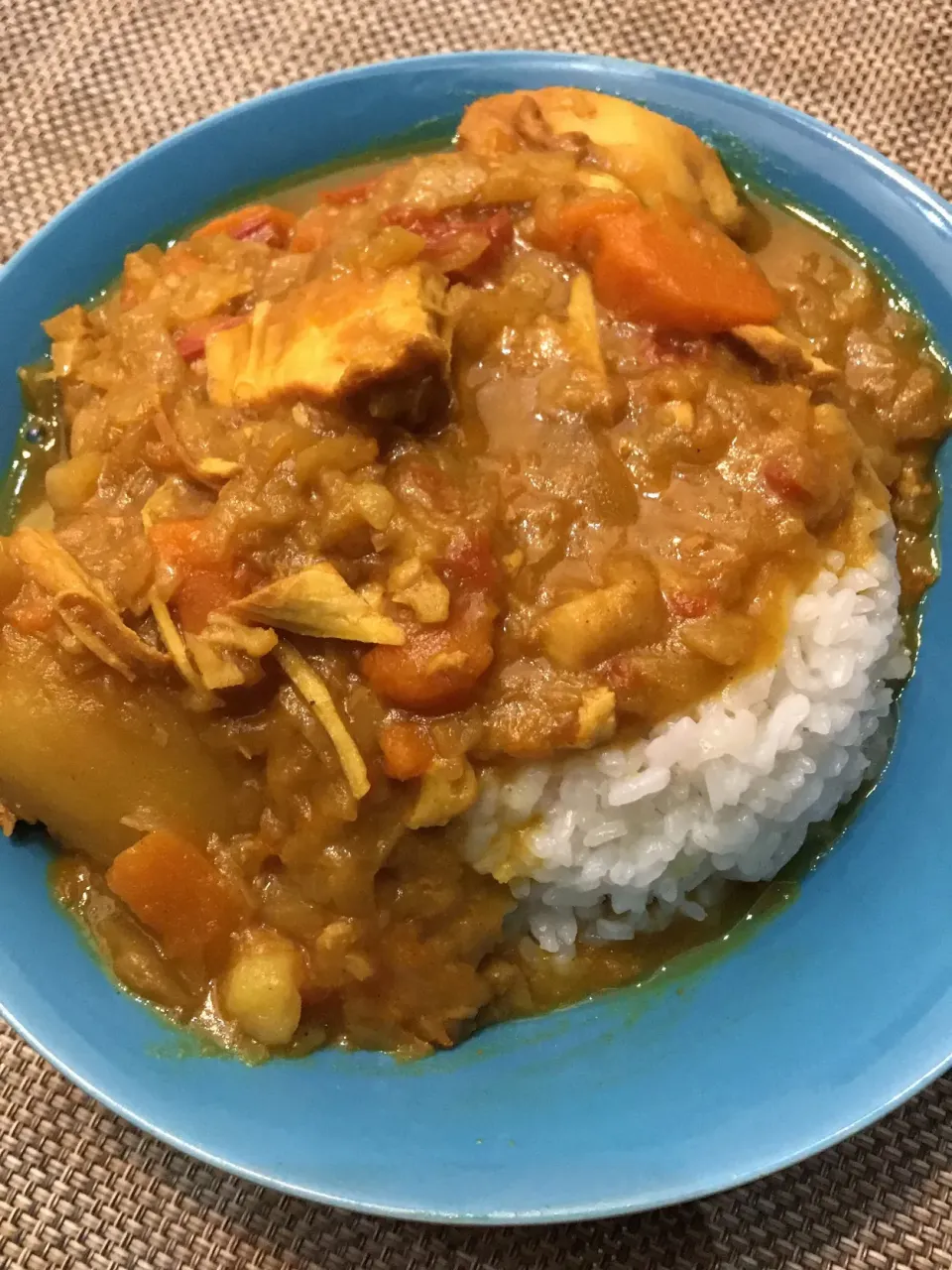 野菜を煮込んだチキンカレー|Takayukiさん