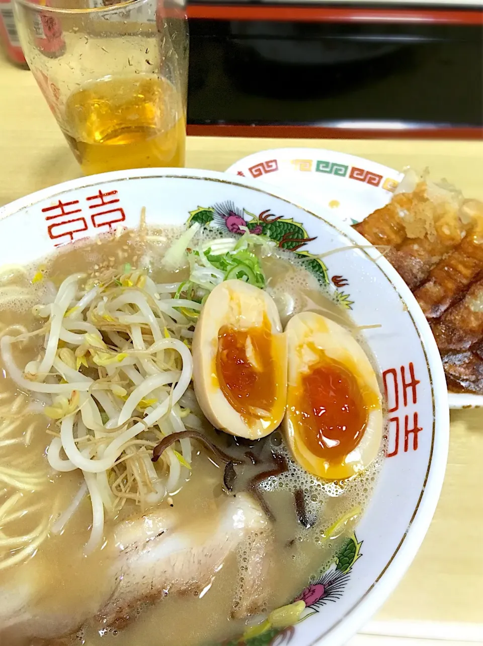 とんこつラーメン|うみんちゅさん