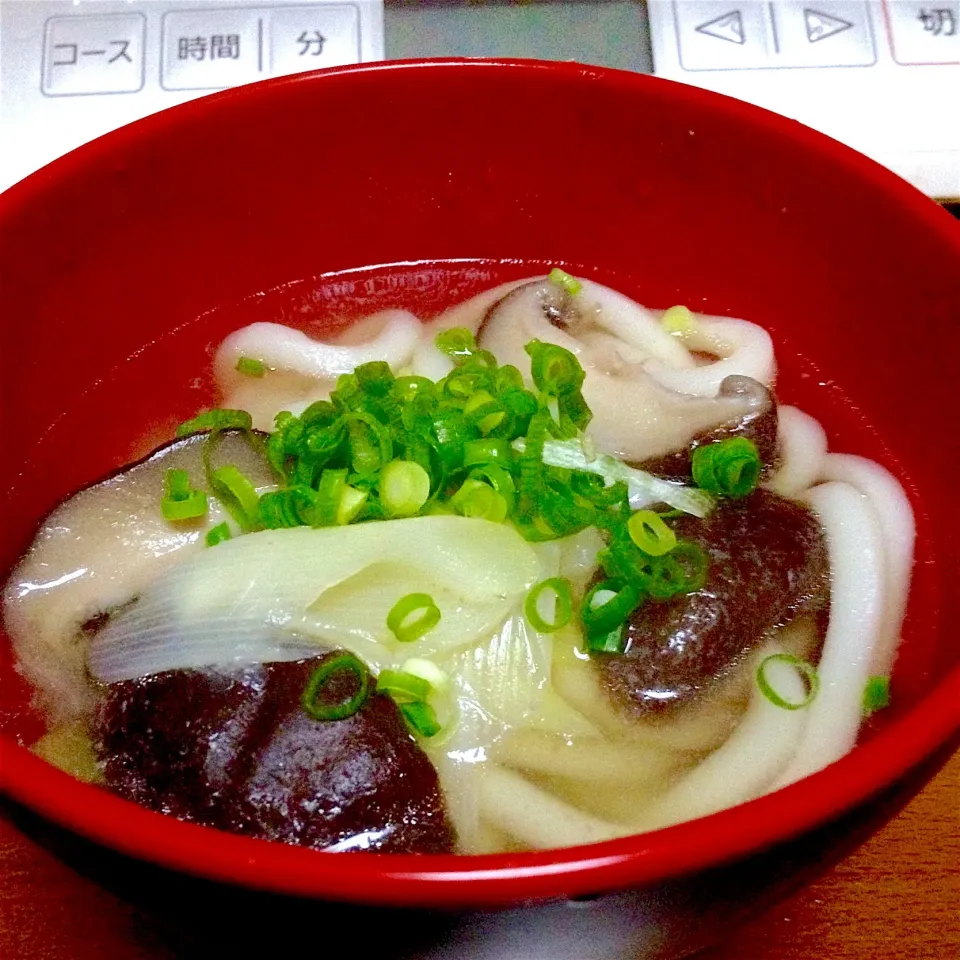 しゃぶしゃぶの〆💛うどんでね〜🍲|まいりさん