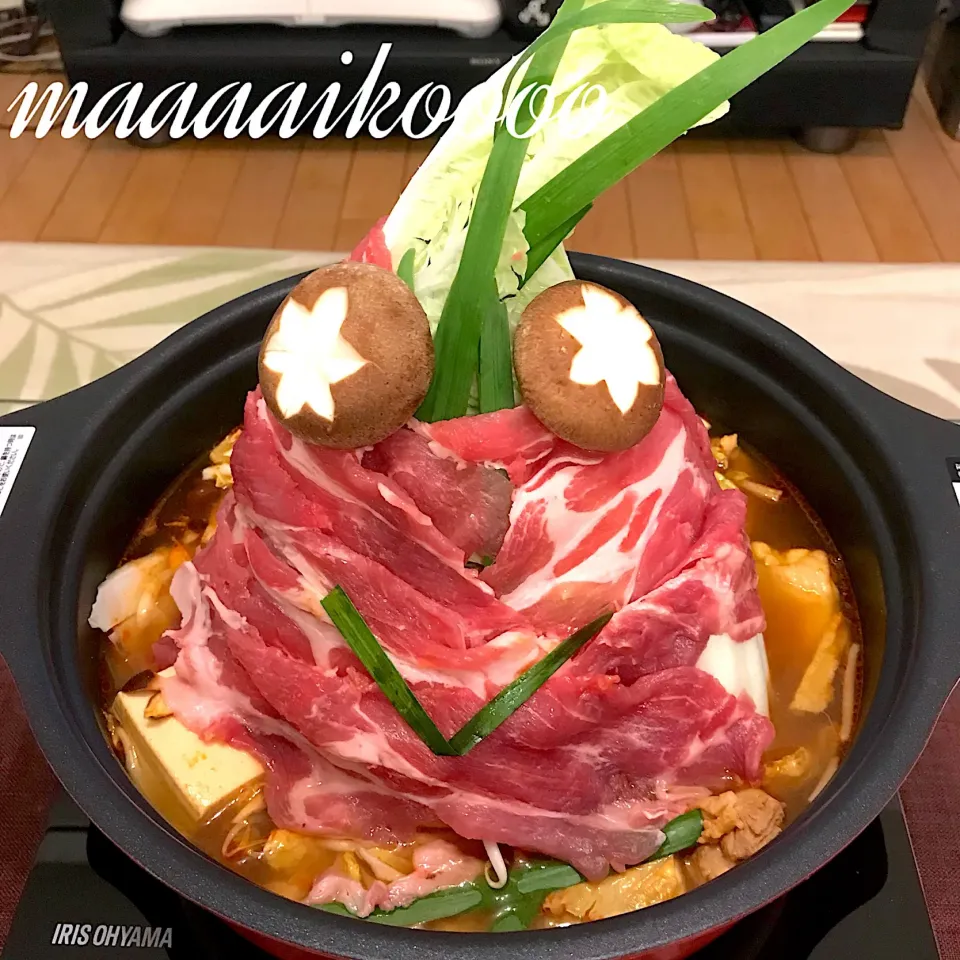 キムチチゲ肉鍋タワー🗼|マイコさん