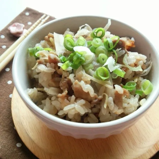 Snapdishの料理写真:snow kitchenさんのごぼうと豚肉の生姜炊き込みご飯☆ #レシピブログ #RecipeBlog|レシピブログさん