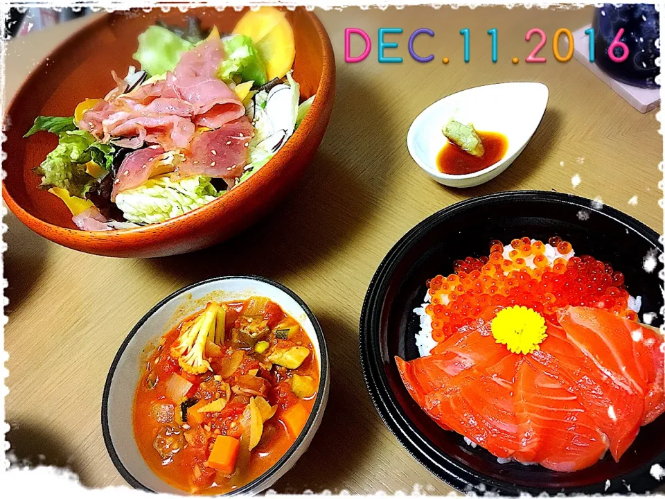 Snapdishの料理写真:12/11の夕ご飯🍴|みきぴょん♪さん