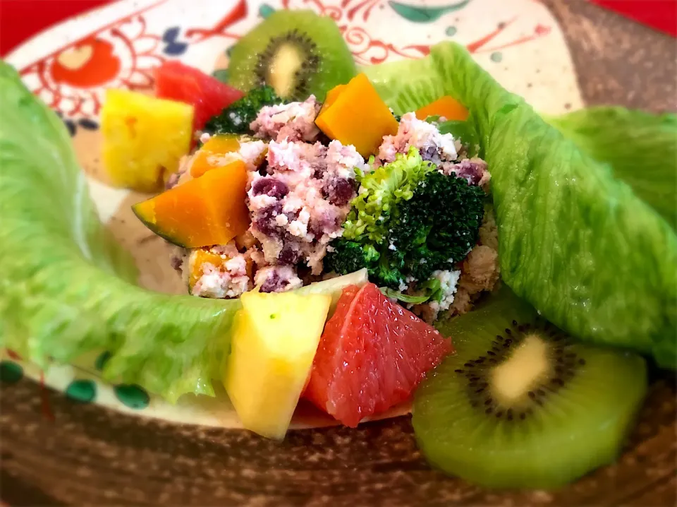 紫芋餡と卯の花のほんのり甘ぁい
フルーティサラダ🥗
〜ヨーグルトフレッシュドレッシング和え〜|AKUBI*:ஐ(●˘͈ ᵕ˘͈)さん