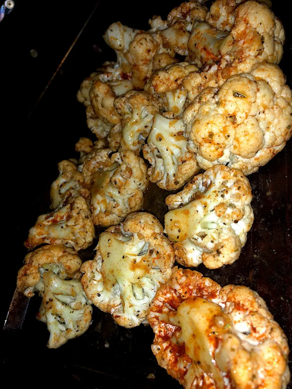 Garlic Parmesan roasted cauliflower|Tawanjaさん