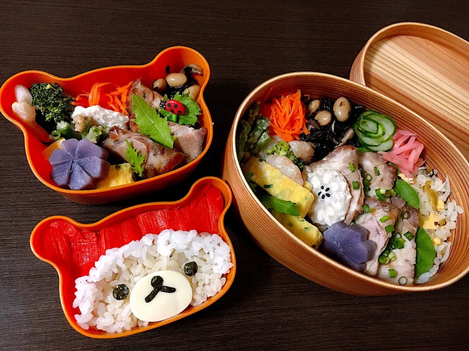 Snapdishの料理写真:子供のお弁当
 #キャラ弁 #サンタ帽子コリラックマ#お姉ちゃんはワッパ #音楽会|Yu5minさん