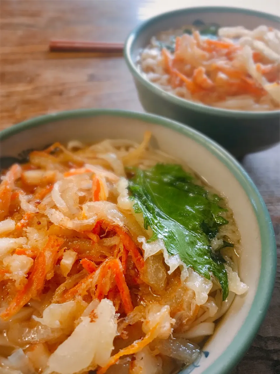 日曜日のお昼御飯
・野菜天うどん|akiさん