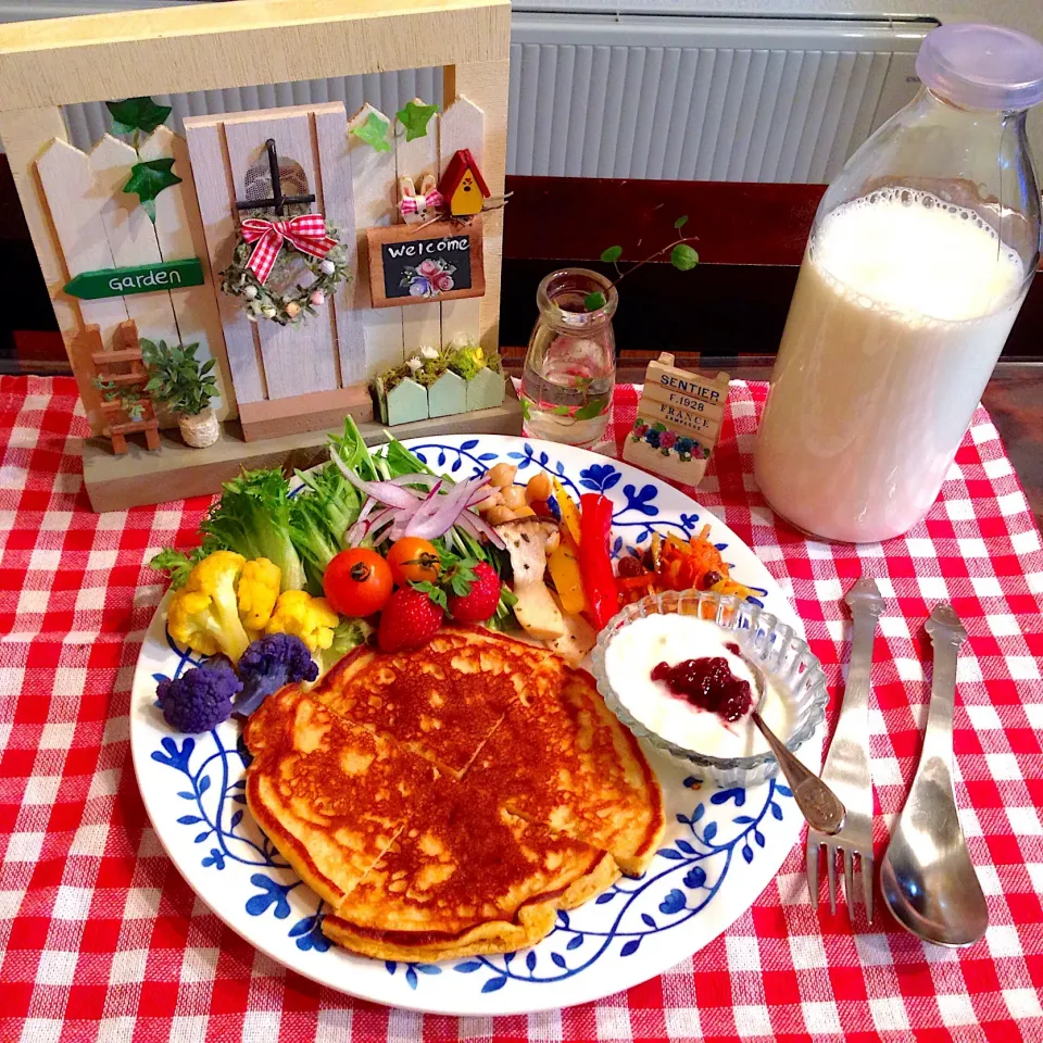 大豆粉パンケーキで朝ごはん🥞|naonaomimichanさん