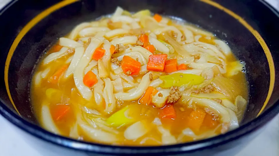 かんたんカレーうどん
 #残り物 #カレー|うさ丸さん