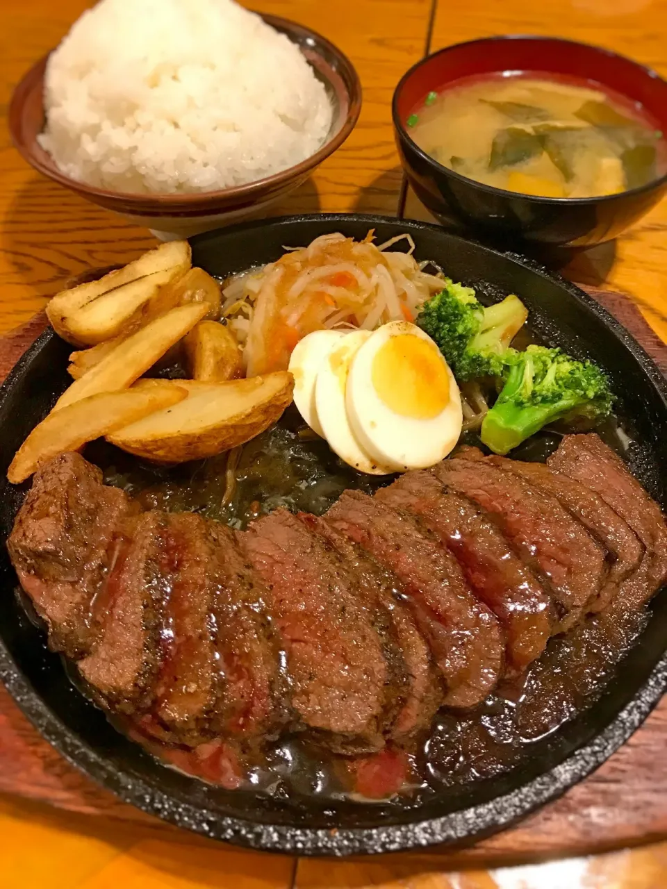 Snapdishの料理写真:鹿ステーキ🦌@カイザー、長野県大町市#ジビエ|アッチさん