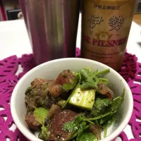 Snapdishの料理写真:伊勢ピルスナー🍺と
マグロとアボカド🥑のバジルマリネ✨|えりちゃんさん